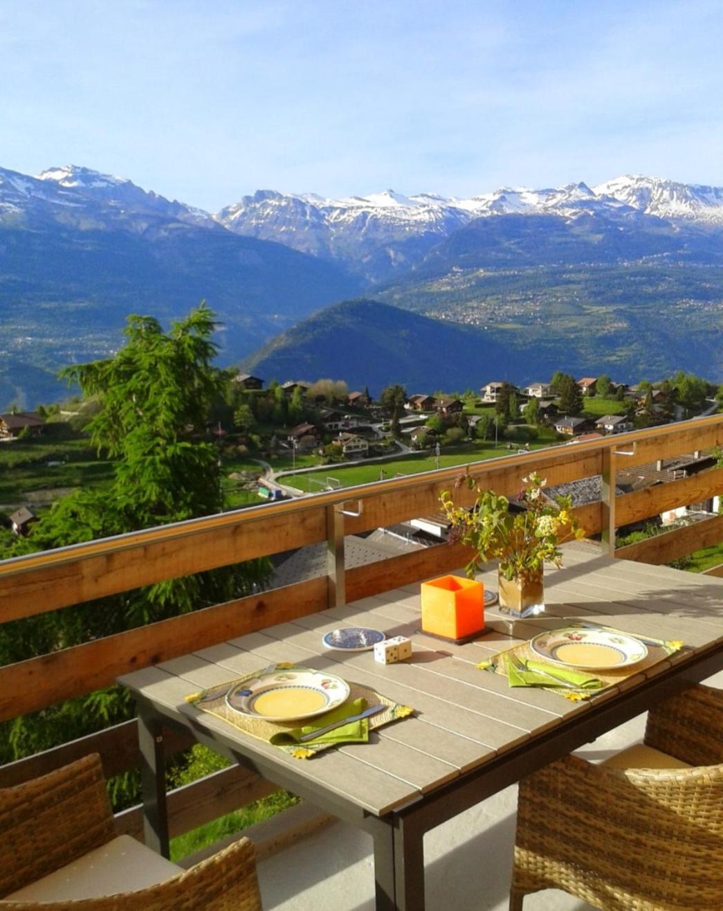 Appartement Meuble A Louer A Nax Exterior foto